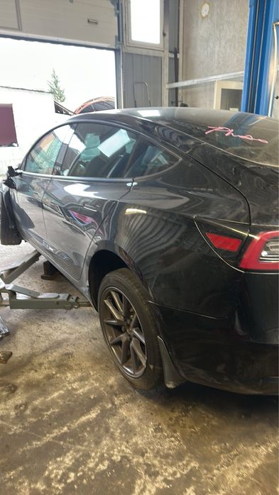 Tesla 3 2023 blac