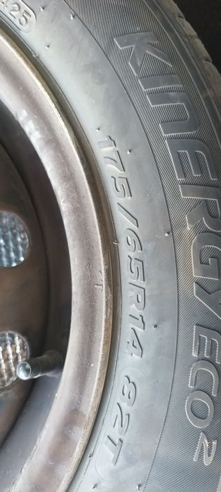 Pneus e jantes  usados 175/65/R14