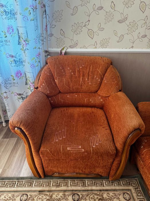 Комплект м’яких меблів: диван + 2 крісла (розкладні)