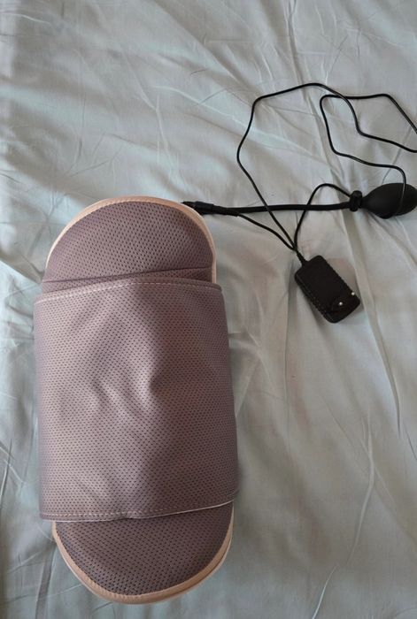 Poduszka masująca masażer praktycznie nowa