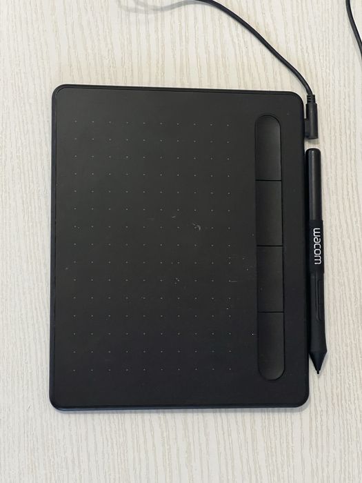 Графічний планшет wacom intuos s