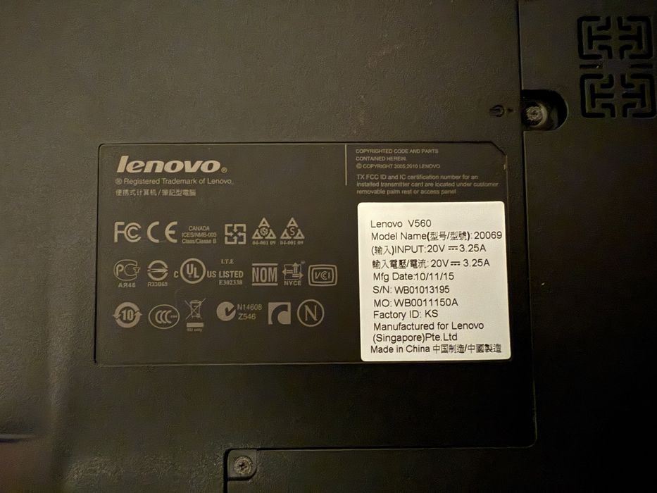 Ноутбук Lenovo V560