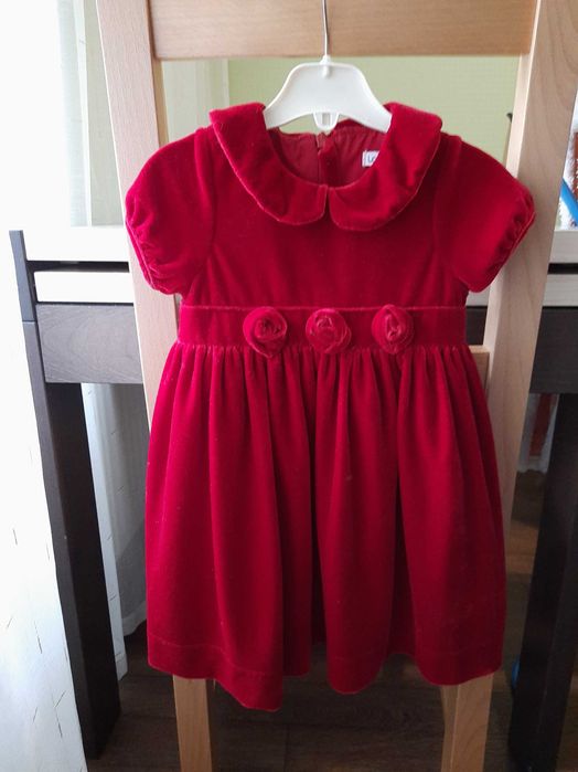 Нарядное платье на девочку 1-1,5 года