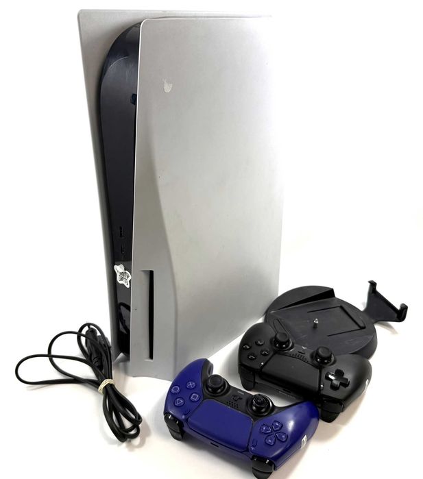 Konsola PS5 825gb