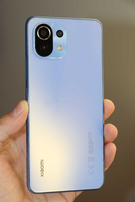 Xiaomi Mi 11 Lite 64 ГБ Bubblegum Blue, дуже гарний стан!