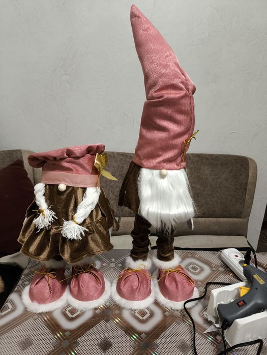 Іграшка, гном подарунок