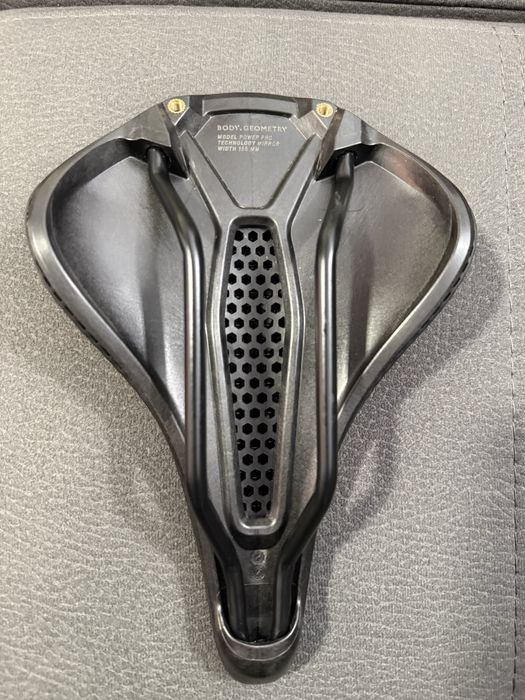 Selim Specialized Power Pro Mirror 155mm