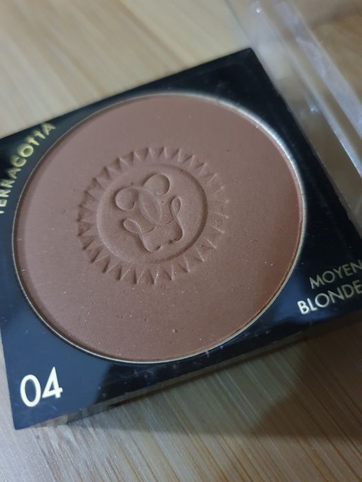 Guerlain terracotta moyen blondes 04 brązer puder brązujący