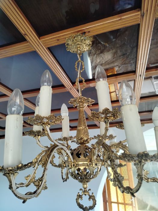 Lampy , kinkiety mosiężne.