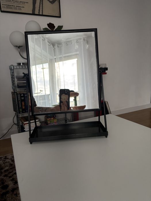 Lusterko stojace ikea