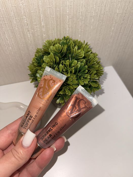 Блиск для губ Victoria's Secret