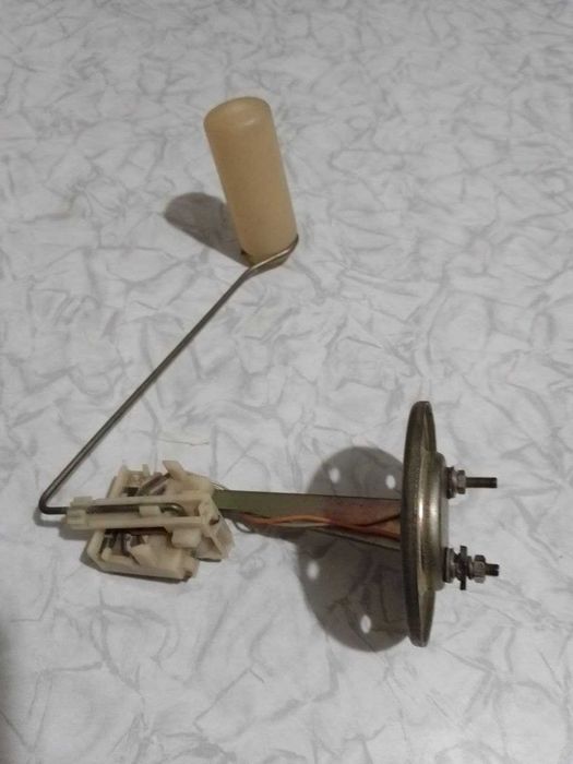 Новий датчик рівня палива ГАЗ 3102, 3110 (СРСР) — Оригінал