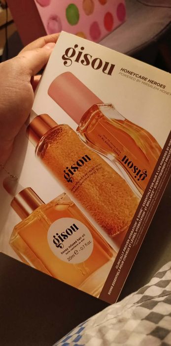 GISOU - Honeycare Heroes - zestaw do włosów i ust 
Honeycare Heroes