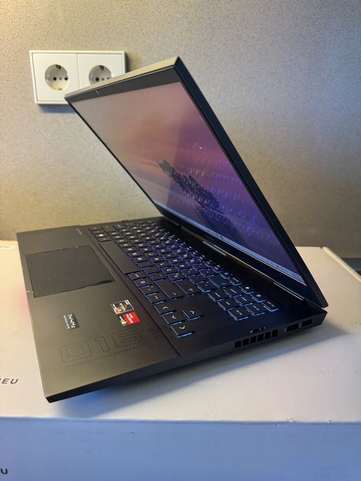 HP OMEN 16 Gaming – Ryzen 7 | RX 6600M 8GB VRAM | 16GB RAM | 512GB SSD