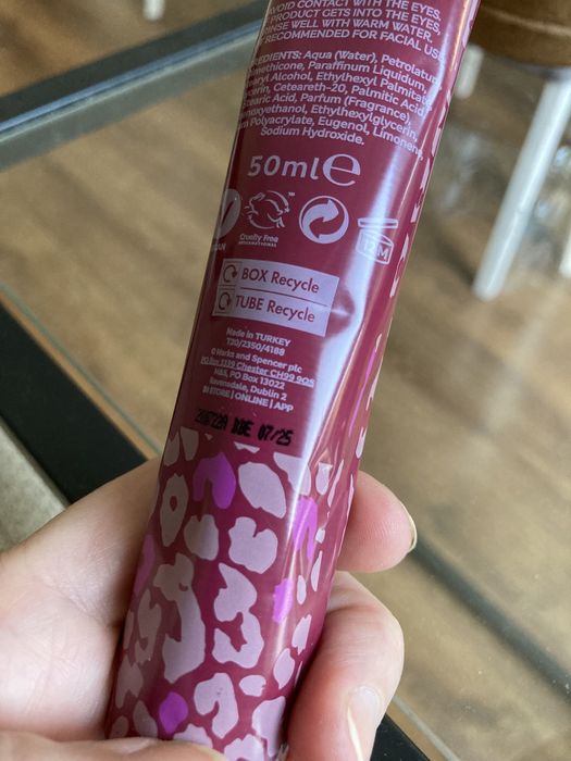 Sprzedam Marks &Spencer krem do rąk 50 m