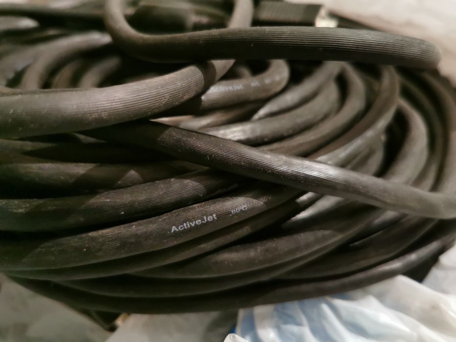 Kabel monitor komputer. Około 10 mb