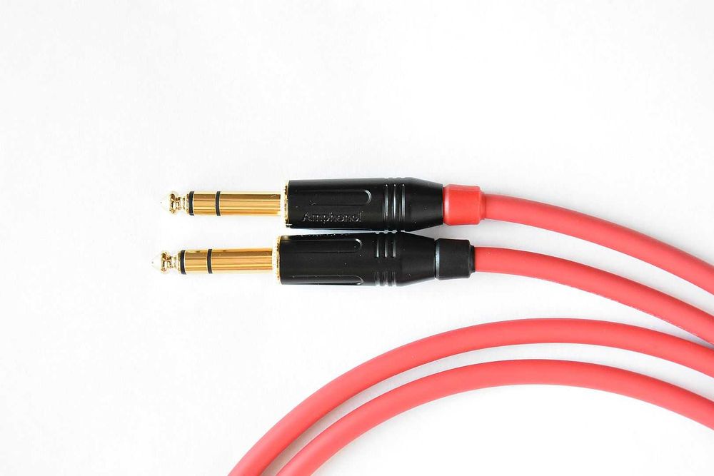 Interkonekt TRS XLR MOGAMI 2534 Amphenol Neutrik Topping 2549
