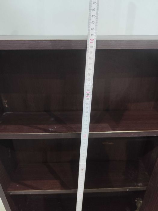 Szafka wisząca z lustrem