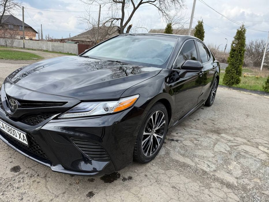 Toyota camry 70 2020 року