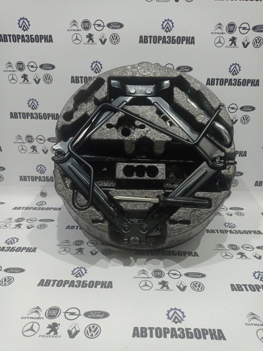 Разборка! Комплект домкрата Opel Astra h Zafira B домкрат