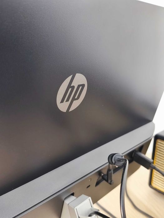 Monitor HP M24f (IPS / Full HD) - Como Novo