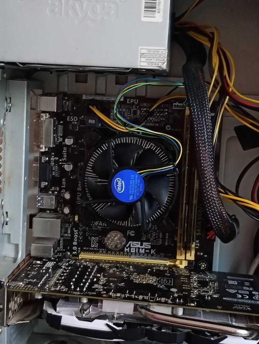 Komputer PC Składak Do gier Gamingowy i5 RX570 128GB 500GB 8GB RAM DVD