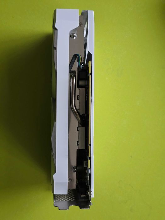 Відеокарта MSI PCI-Ex GeForce RTX 3050 Ventus 2X XS White OC 8GB GDDR6