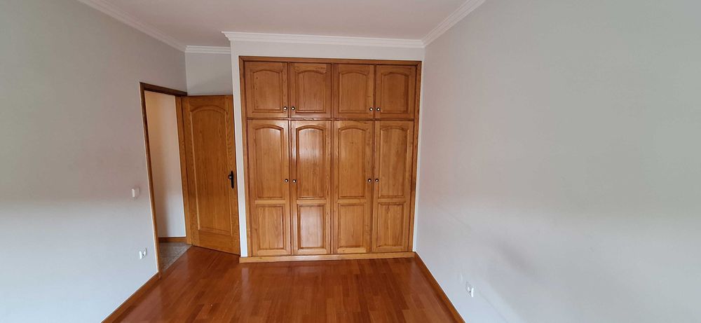 Apartamento T1+1 em Alfena