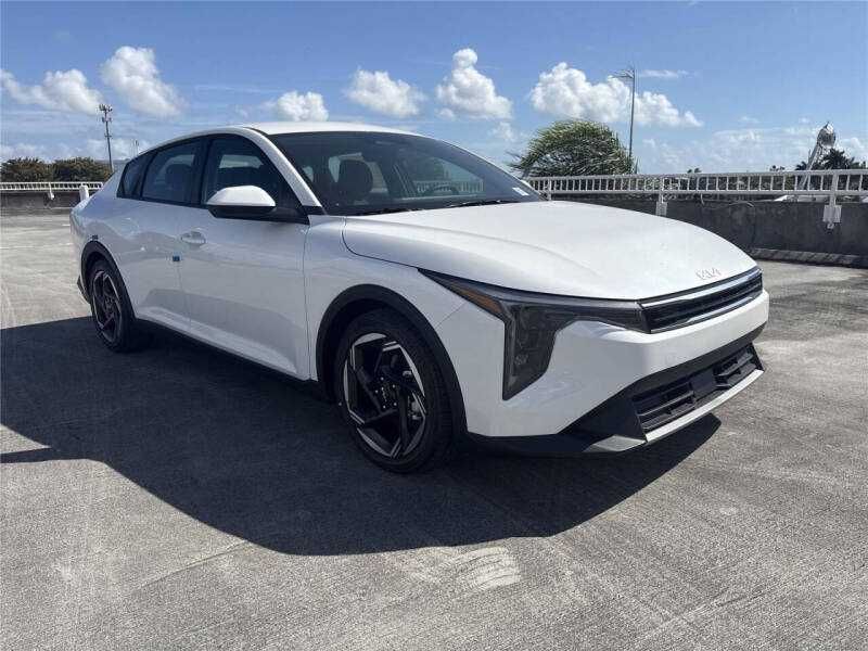 2025  Kia  K4 EX