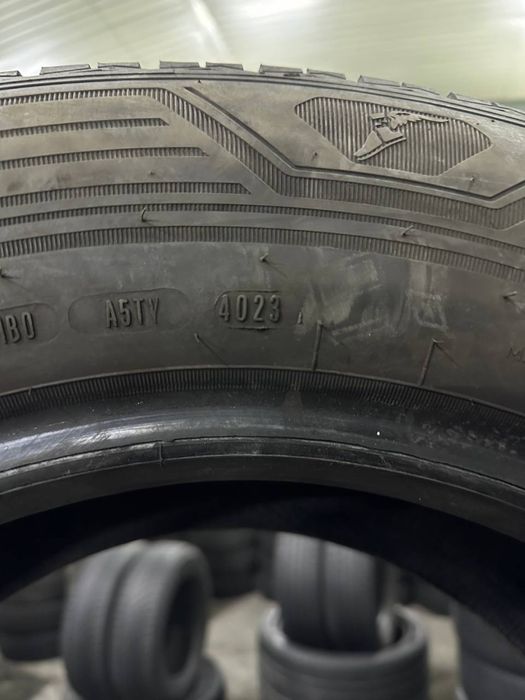 Автошини зимові GOOD YEAR 235/65/16С (2шт) Резина,Колеса,Гума,Скати,