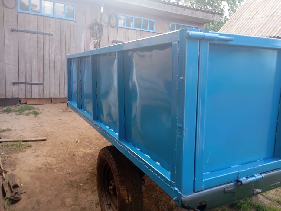 Причіп до трактора