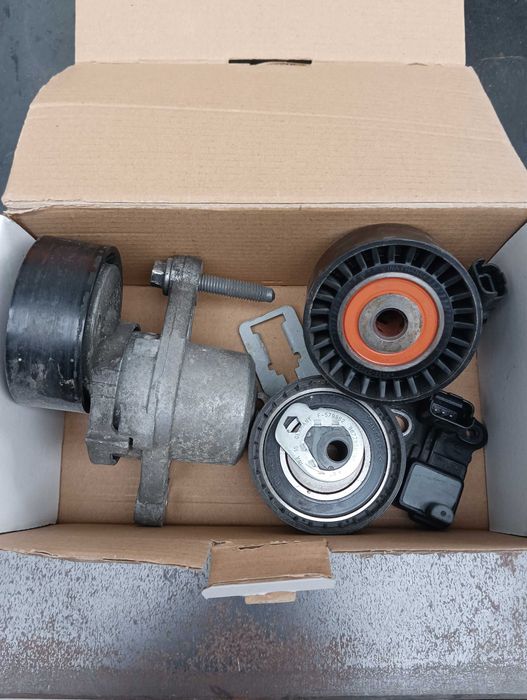 SILNIK  9h05 1.6 hdi citroen C4 na części