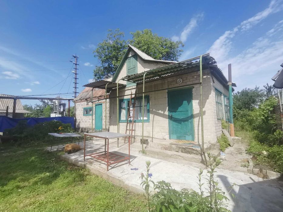 Продам дачу в Александровке со своим берегом!
