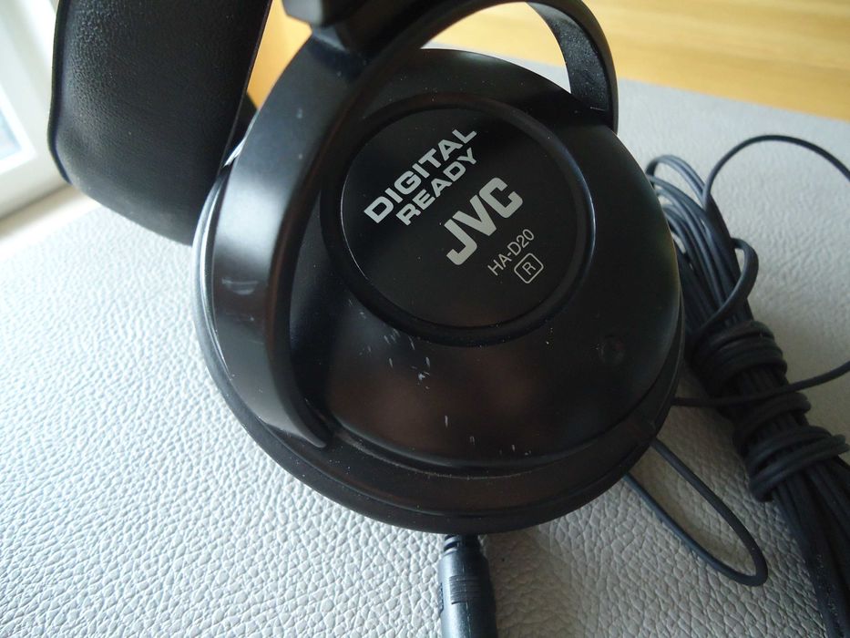 słuchawki nauszne JVC na dużą głowę plus długi kabel