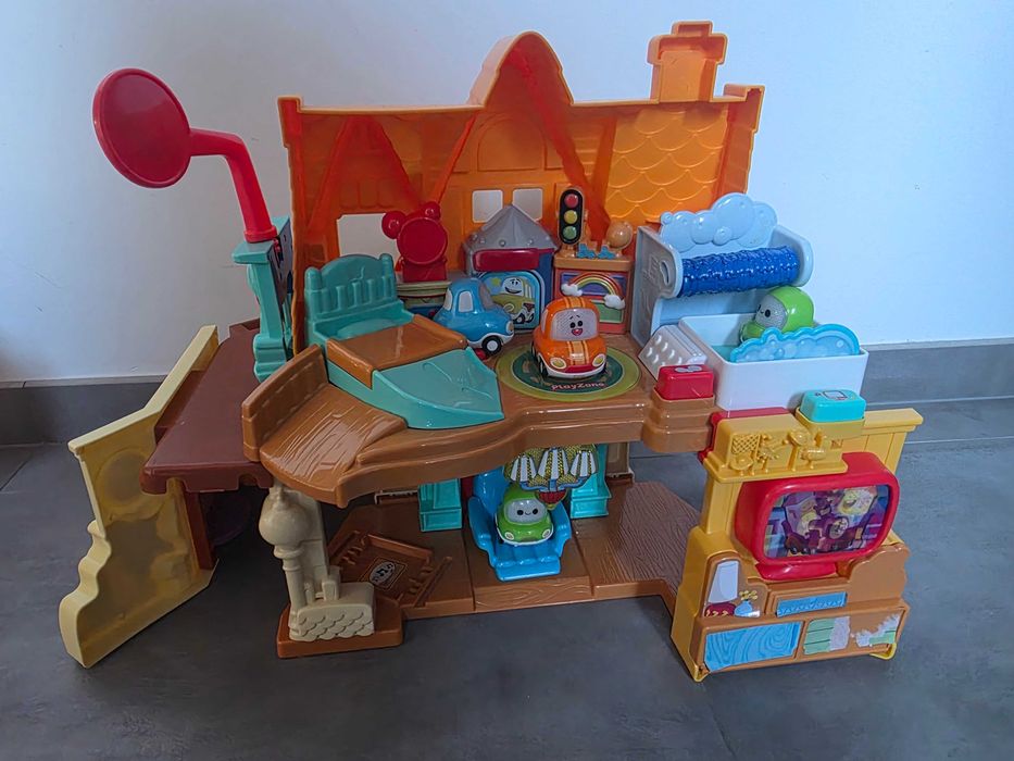 Vtech Zestaw TutTut Dom Cory Tut Tut Autka w Pagórkowie