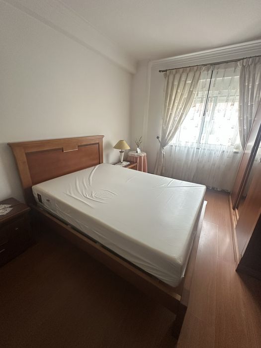 Cama de casal articulada + colchão