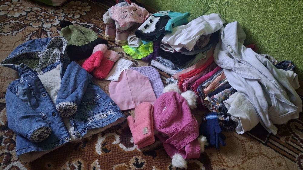 Дуже великий пакет речей на дівчинку від 3рочків