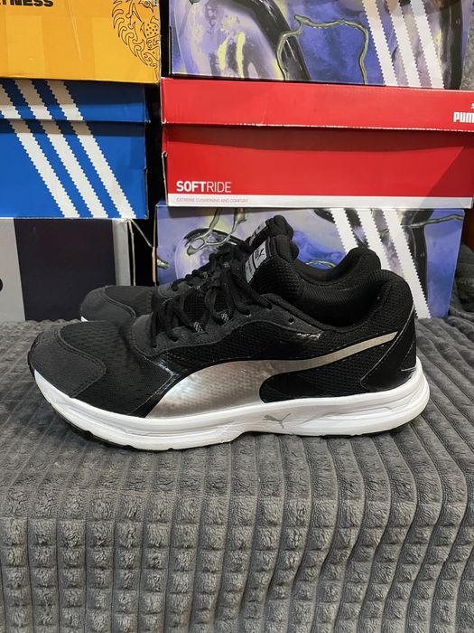 Чоловічі кросівки Puma Descendant V3 42(27см) оригінал