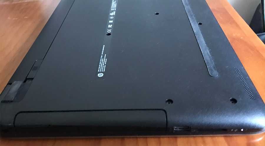 Portátil HP 15-ac010np