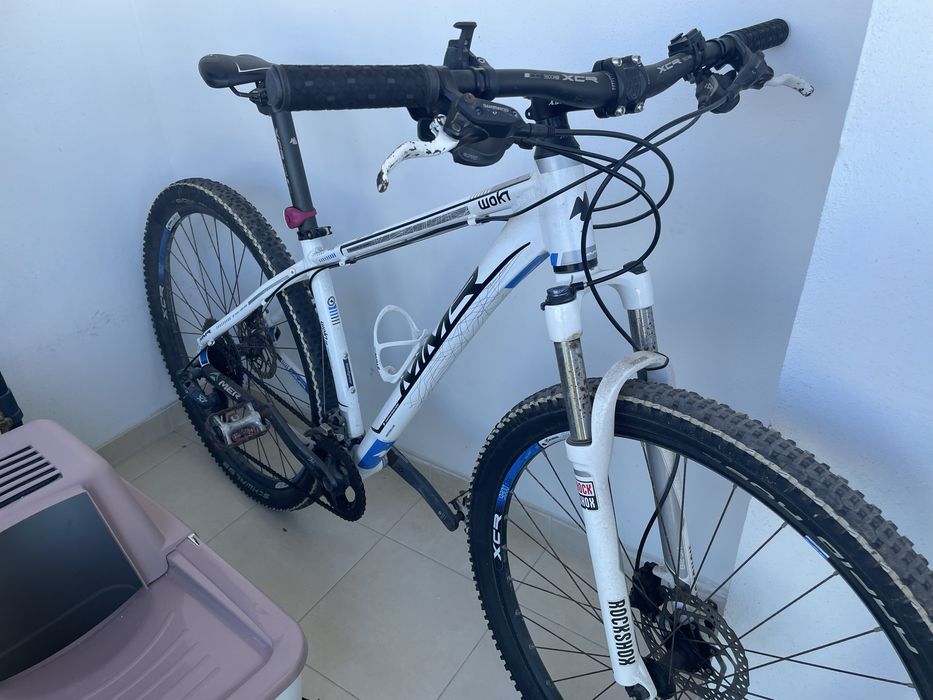 Vendo bicicleta MMR roda 29 com extras