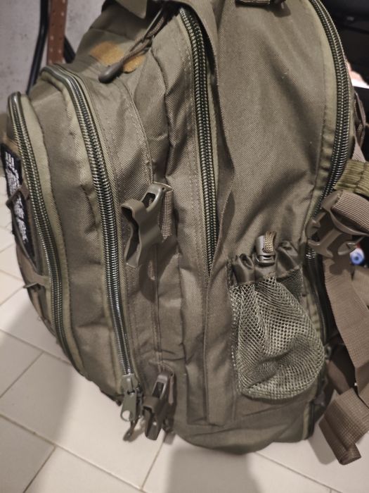MOCHILA tática/campismo 60L/40L EXPANSÍVEL - usada somente 1 vez