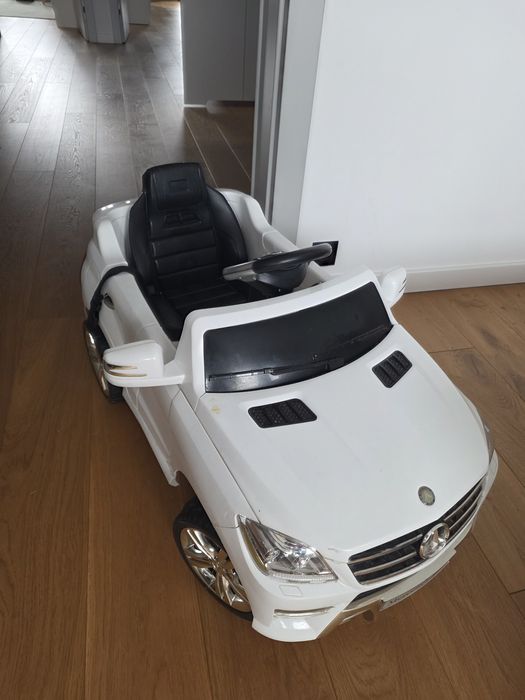 Auto na akumulator Mercedes