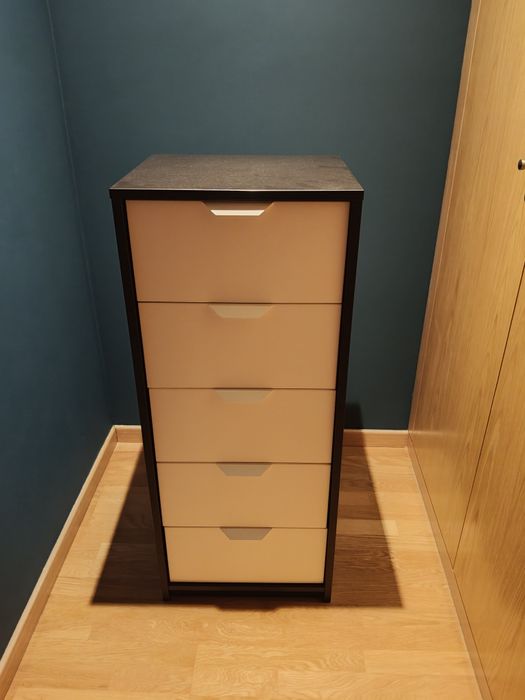 Armário de arrumação