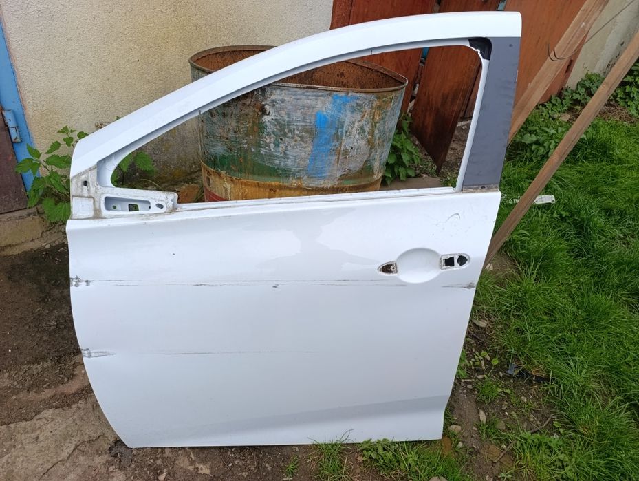 Двері renault zoe
