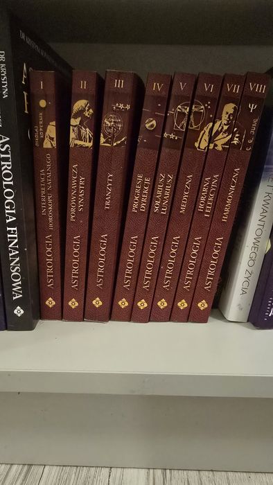 Astrologia tomy 1-8 Krystyna Komaszewska- Rymarkiewicz