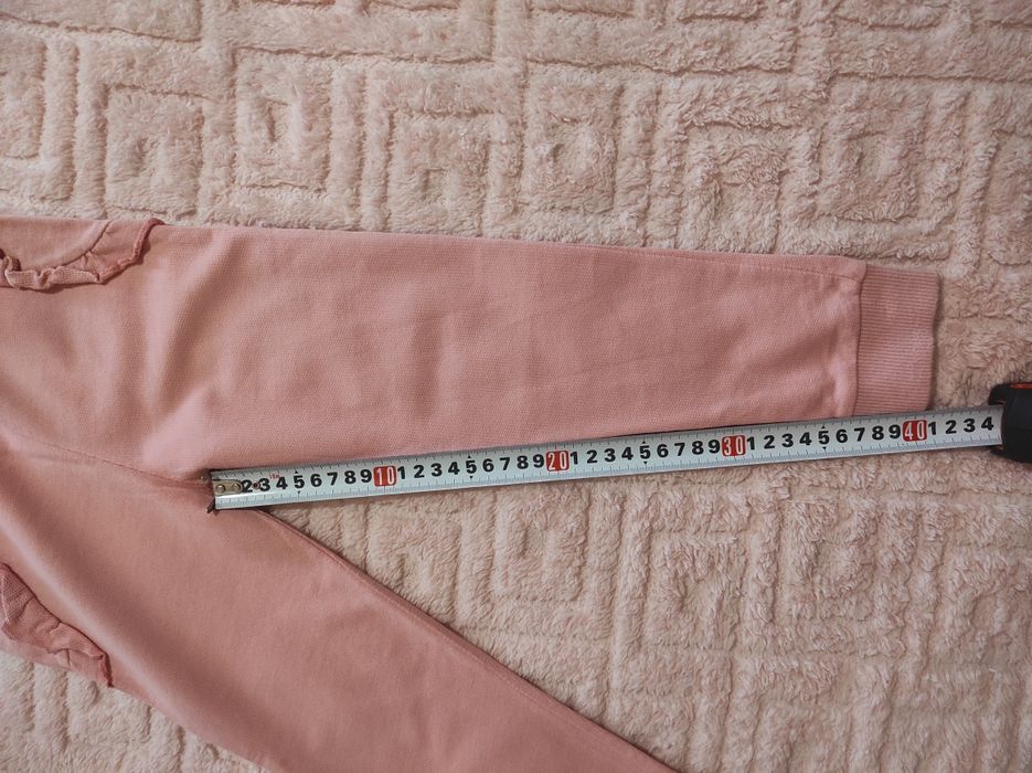 Легкий костюм на дівчинку 3-4 років