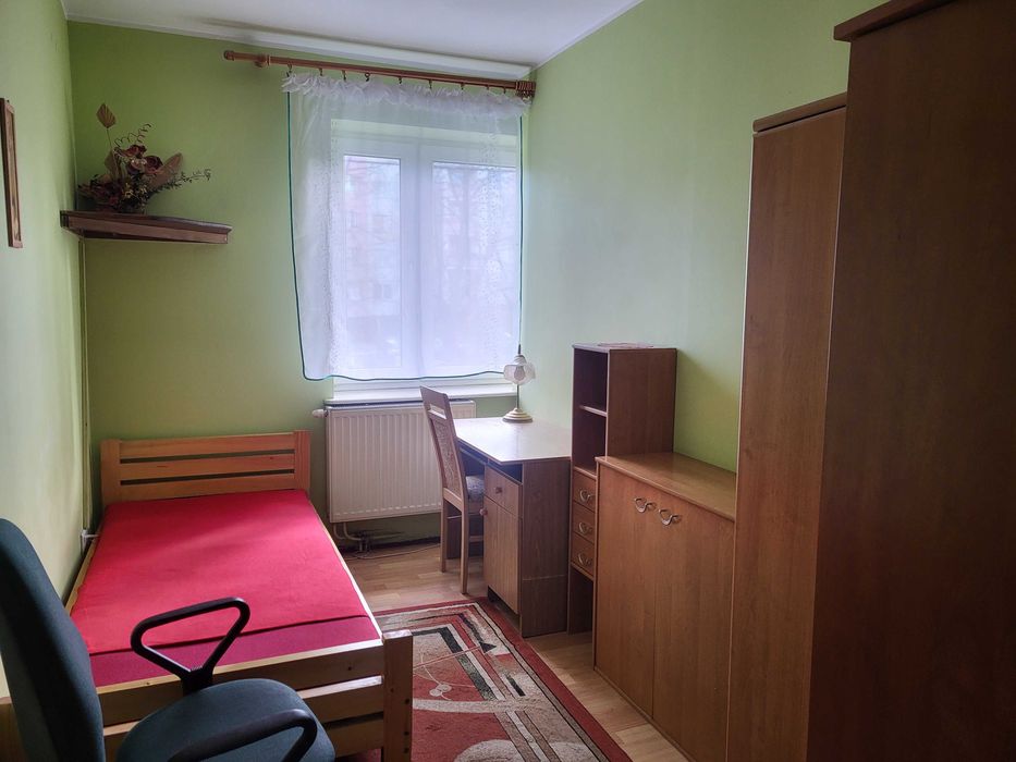 Pokoje dla studentów i uczniów szkół średnich, pracujących