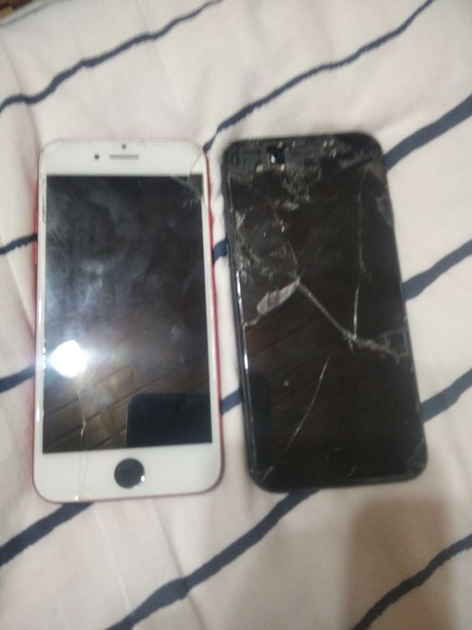 Iphone se 2020 i dwie 7