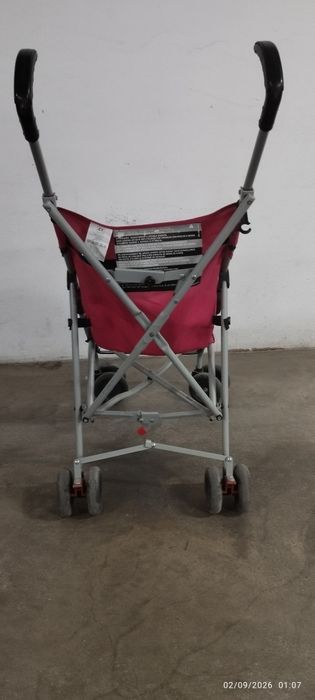 Carrinho de passeio para crianças. Em Loulé.