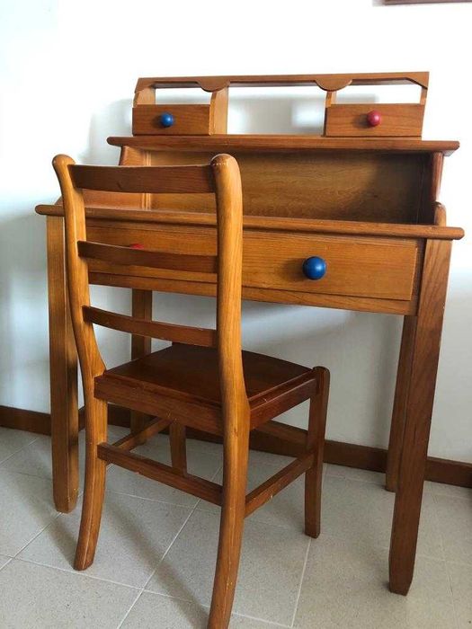 Quarto completo - criança- madeira maciça excelente estado